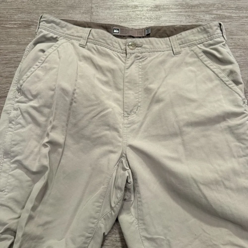 REI Men's Chinos in Light Tan 36 x 30